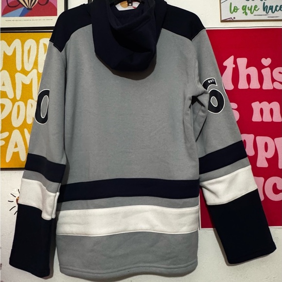 Dallas Cowboys Starter NFL Hoodie - Size S - Grey & Navy - NEW with Tags - Picture 2 of 4